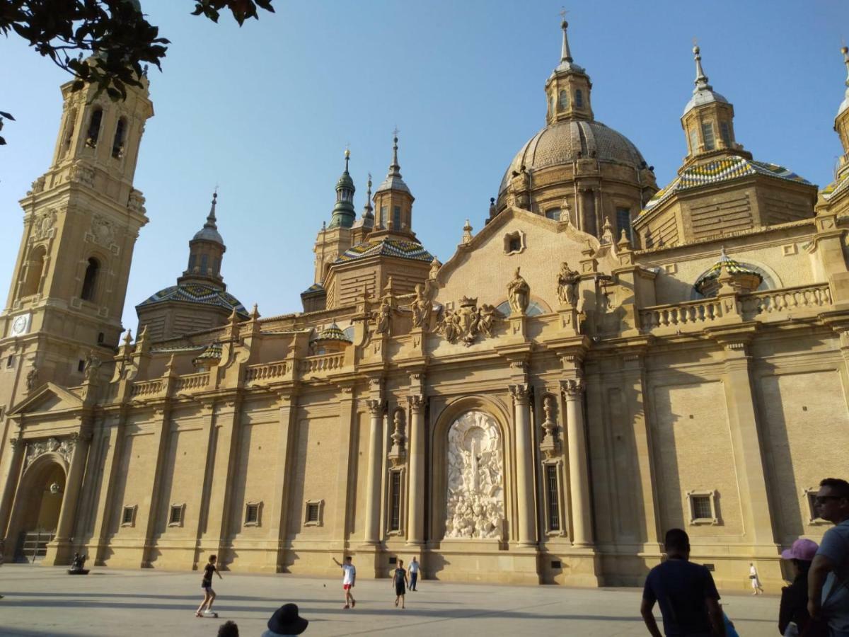 Acojedor Piso A Metros Del Pilar Y Plaza Espana サラゴサ エクステリア 写真
