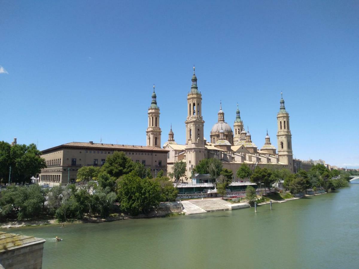 Acojedor Piso A Metros Del Pilar Y Plaza Espana サラゴサ エクステリア 写真